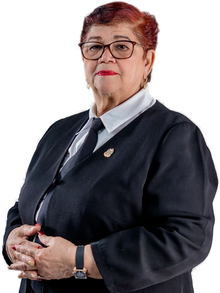 Dra. Altagracia Hernández, abogada, catedrática de Derecho Civil y socia fundadora de Berroa Hernández Firma Legal